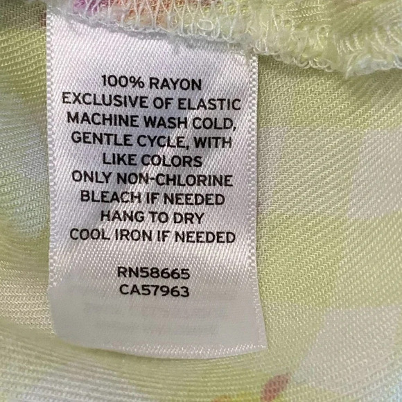 Abound Women's Floral Ruffle Cropped Green Lime Cream in Picnic Check M NWT - Picture 8 of 12